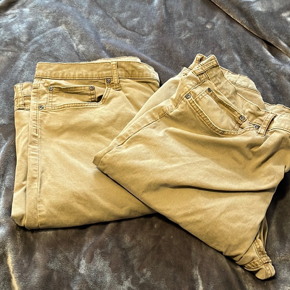 Bundle of 2 pair Tan men’s jeans 5 pocket